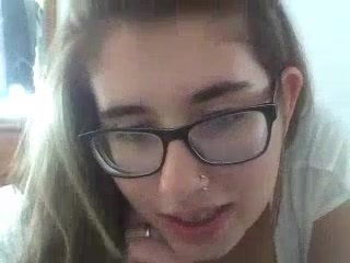 tetona18 emitiendo 2