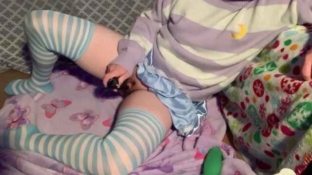 Trans gets Dragon Dildos with Creampie