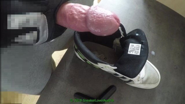 Boys Cumshot Adidas Hardcourt