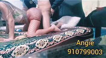 Per&uacute_ - polic&iacute_a llega uniformado a mi depa y le doy una buena chupada de verga y me rompe en varias poses mi culazo.