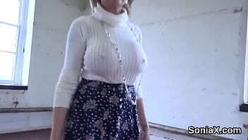 Cheating british milf lady sonia presents gigantic boobs