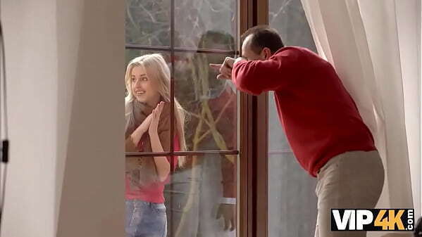 VIP4K. enjoys unplanned with attractive stranger place