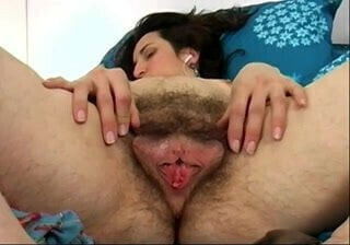 Hairy Alexa Cums