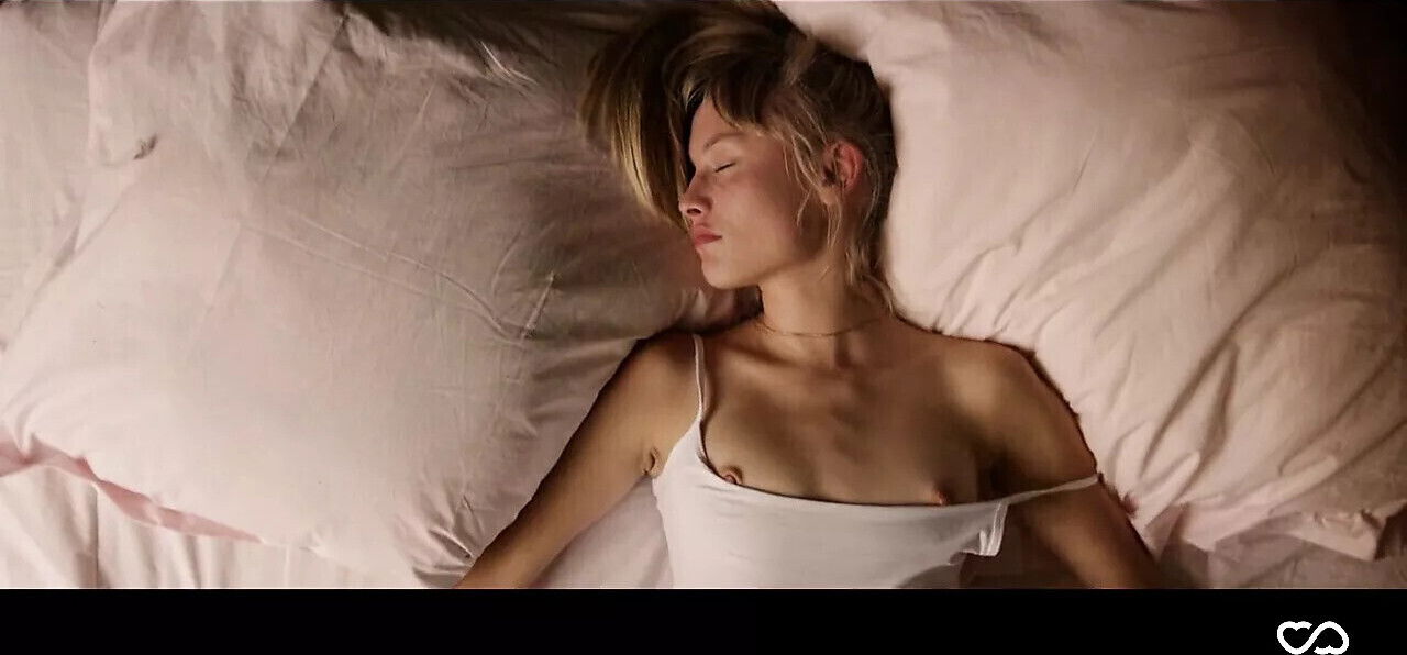 Sensual Erotic Love (2015)