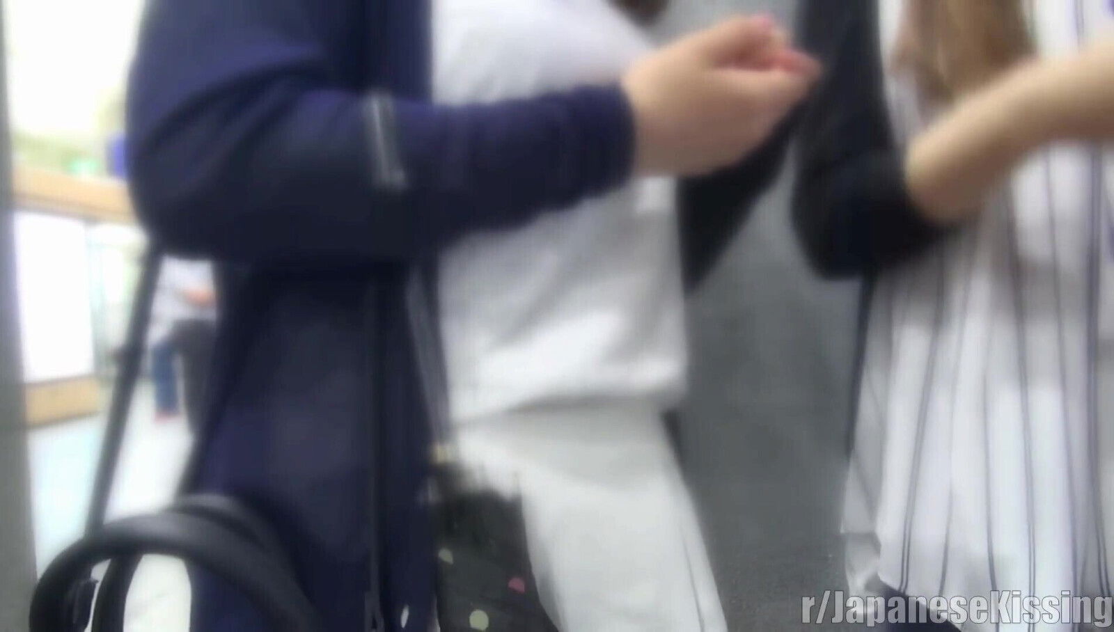 Show host picks couple shows them kiss