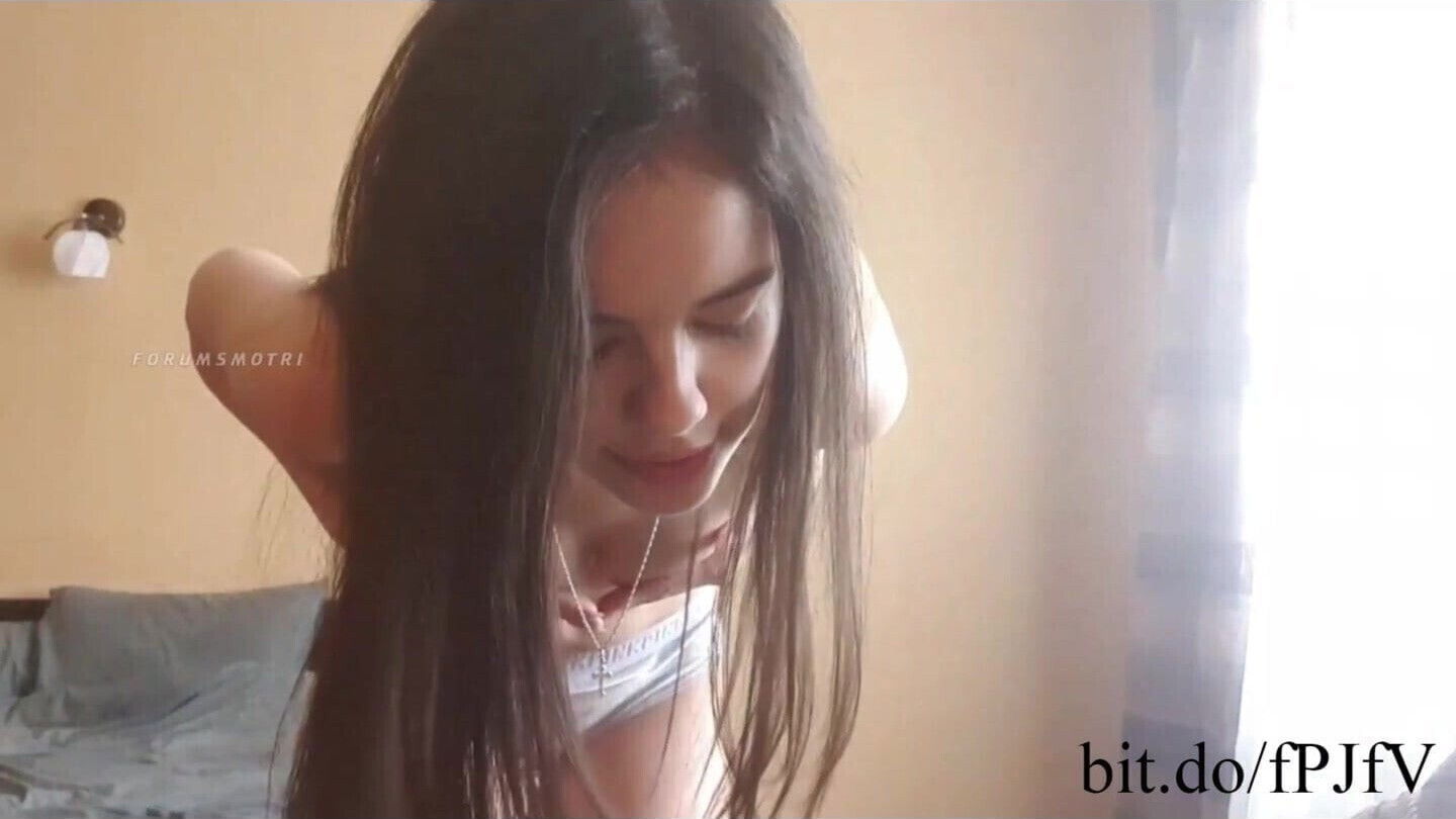 Sexy Girl Takes Bathroom