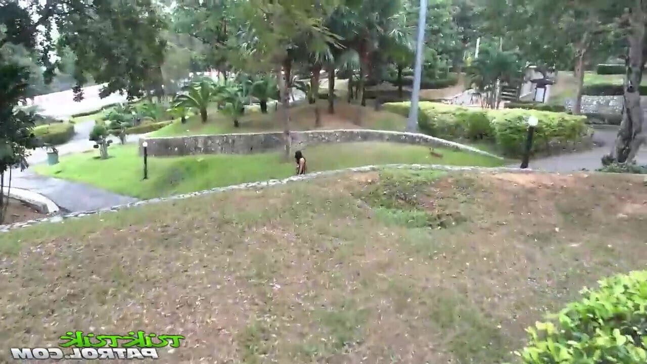 Perfect Stepmom Gives Blowjob Well Teen Stepson