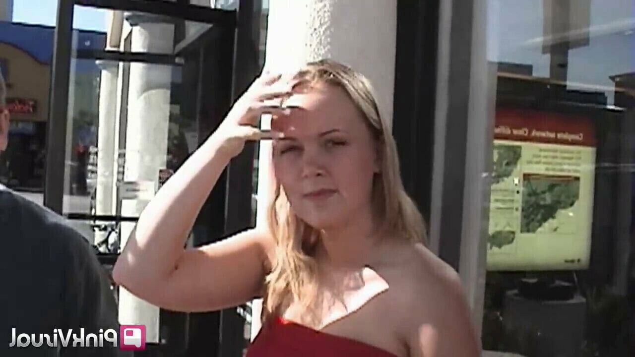 Amber Peach Gets Fucked Sweet