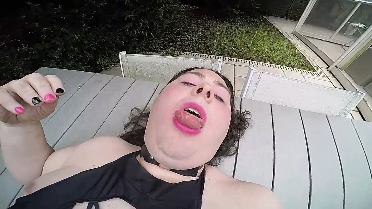 Chubby tranny whil fucked Mistress