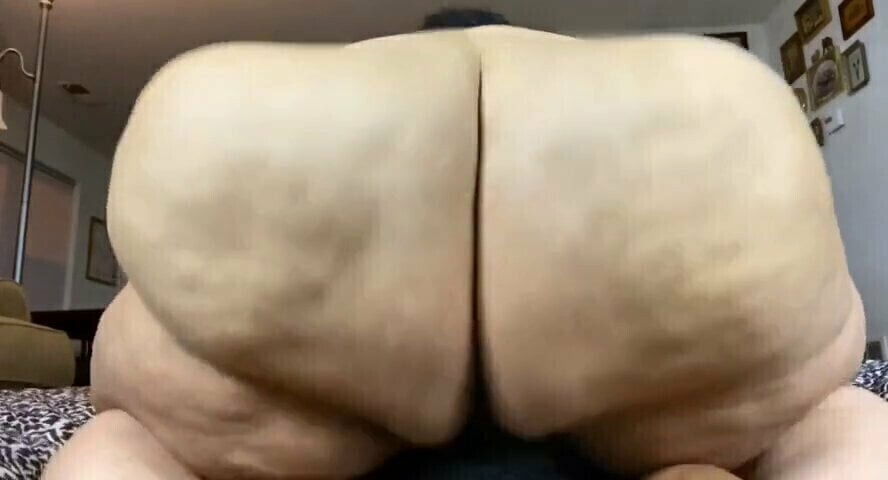 SSBBW Heavy Facesitting