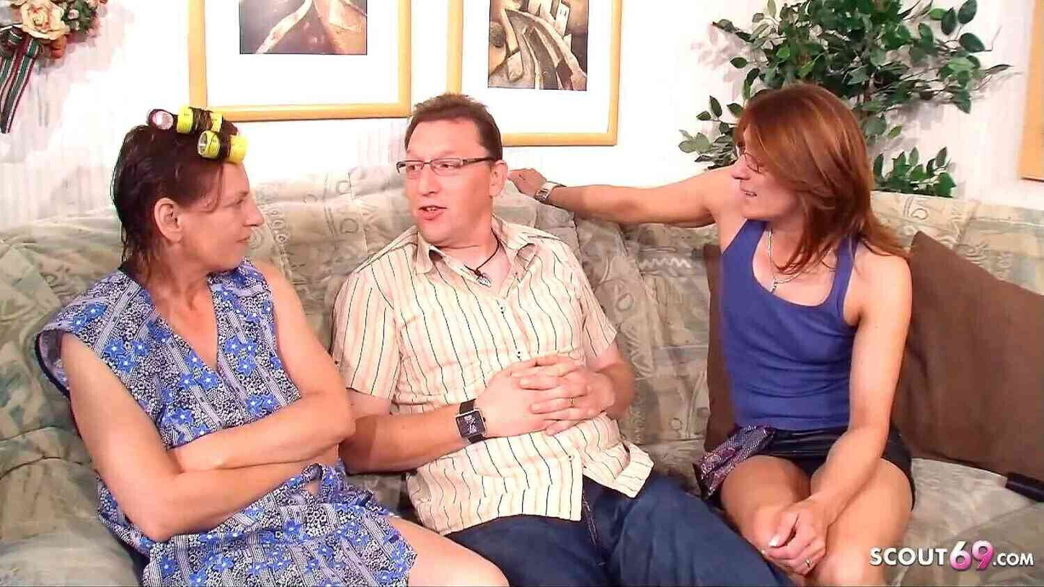 GERMAN MATURES SEDUCE NERD NEIGBHOUR THREESOME
