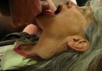 Plan avec mamie vorace