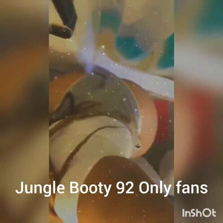 Ebony junglebooty