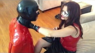 Mistress slave rubber playing