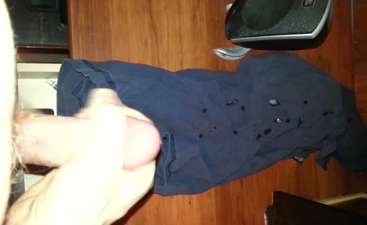 Redheads cumshot from above below