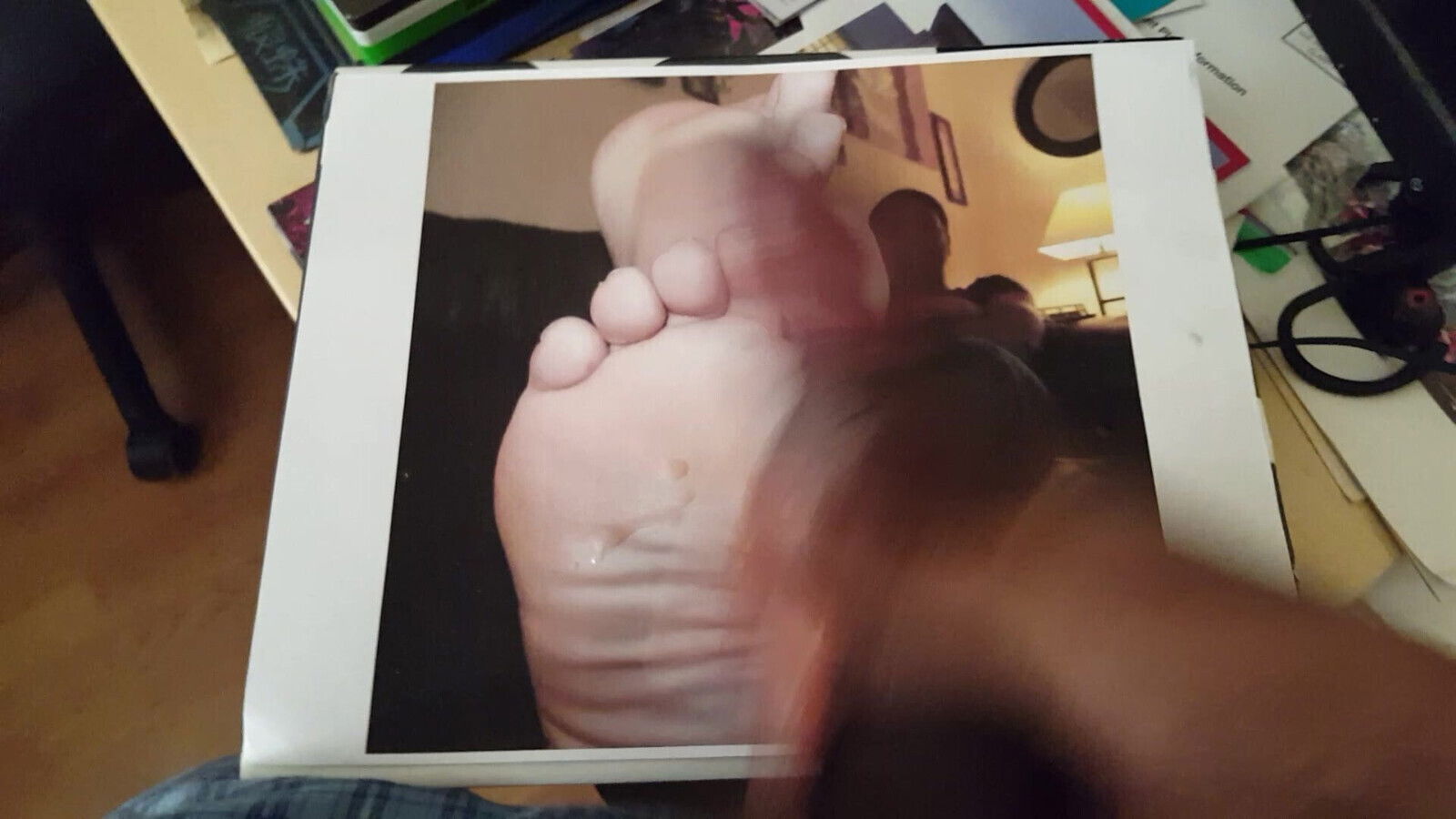 Bust ebony wide soles