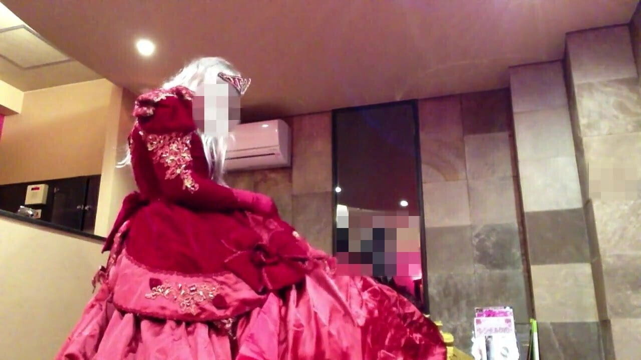 yellow dress suck under