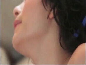 Dark haired beauty masturbating