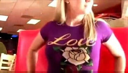 Nice blonde tits in restaurant