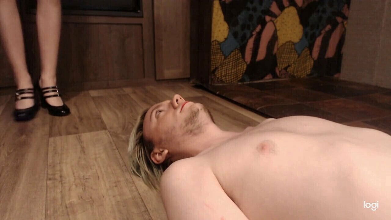 Dominatrix Willow Addams Uses