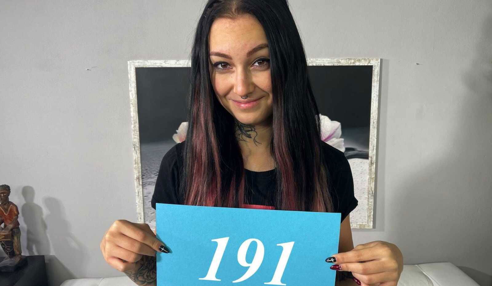 Max Dior & Sharlotte Thorne in Brunette Petite Girl In A Casting - Porncz