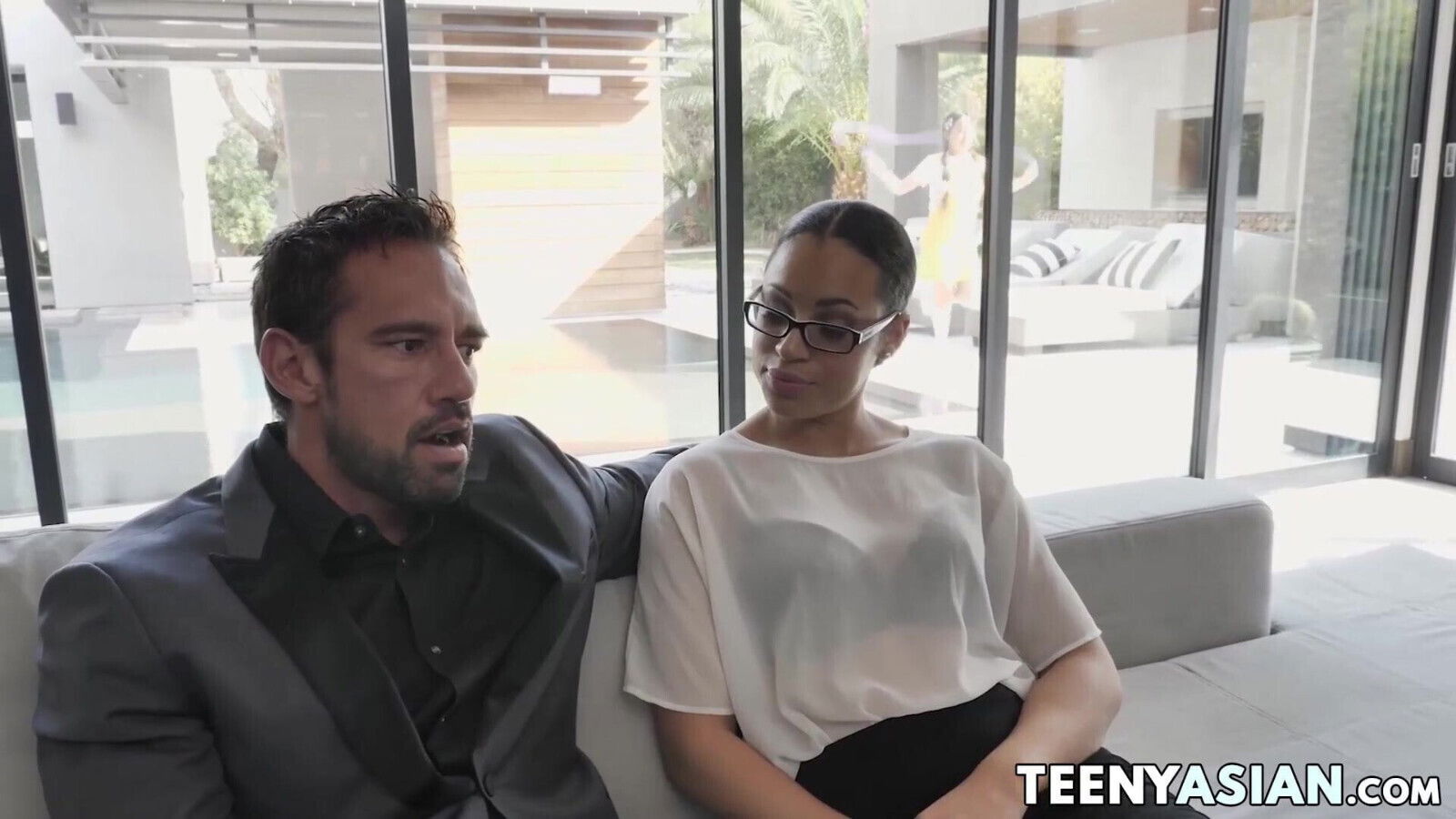 Asian teen Voneva fucked hard doggystyle threesome