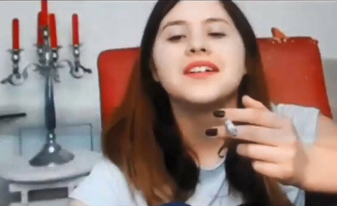 SUCK WHILE LAUGH SMOKE