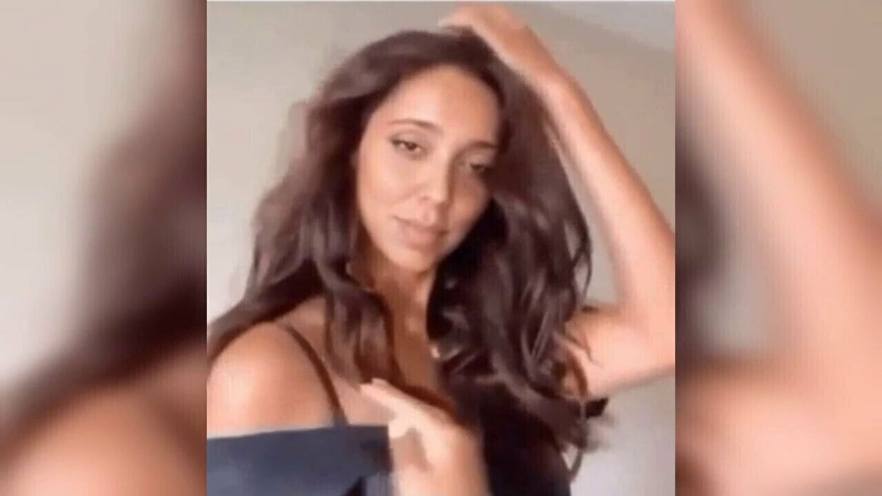 Ketlen skinny brunette doctor with lots doves cast