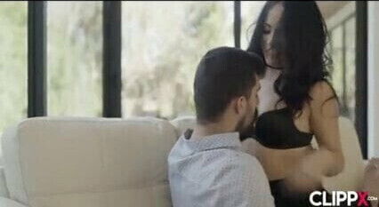 Swingers Have Romantic With