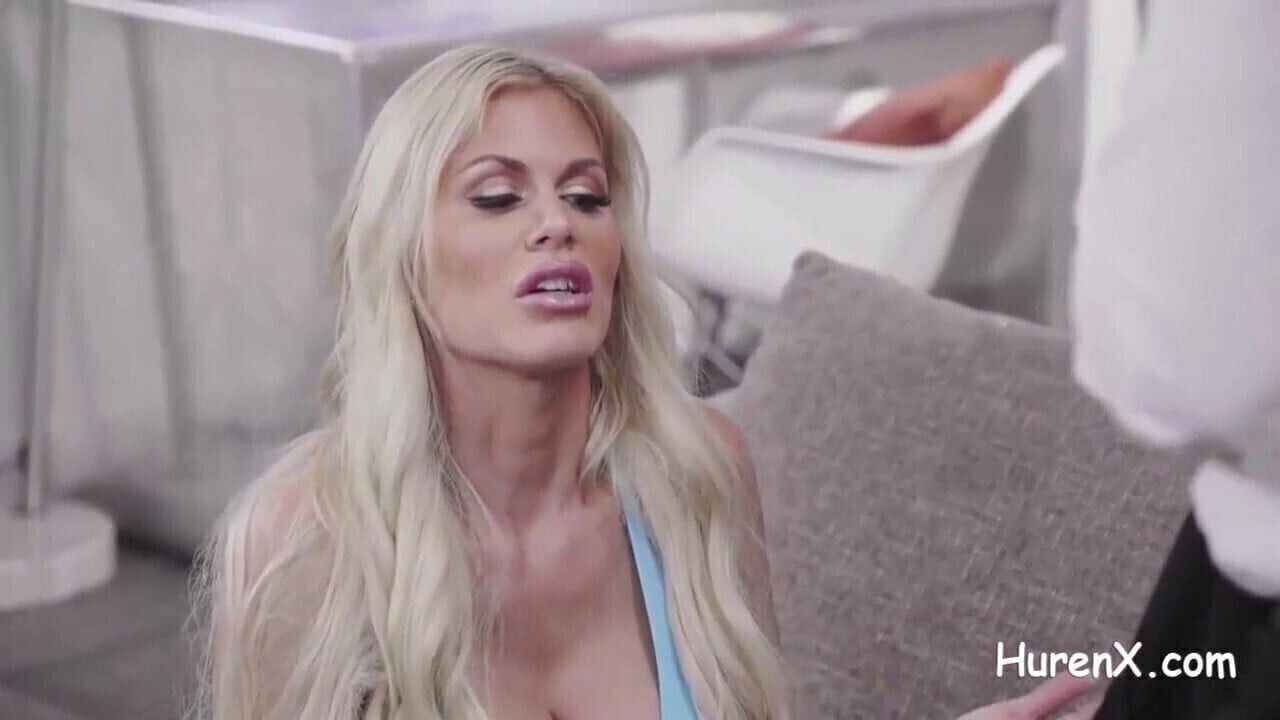 HABE REINIGUNG MEINES HAUSES ENGAGIERT