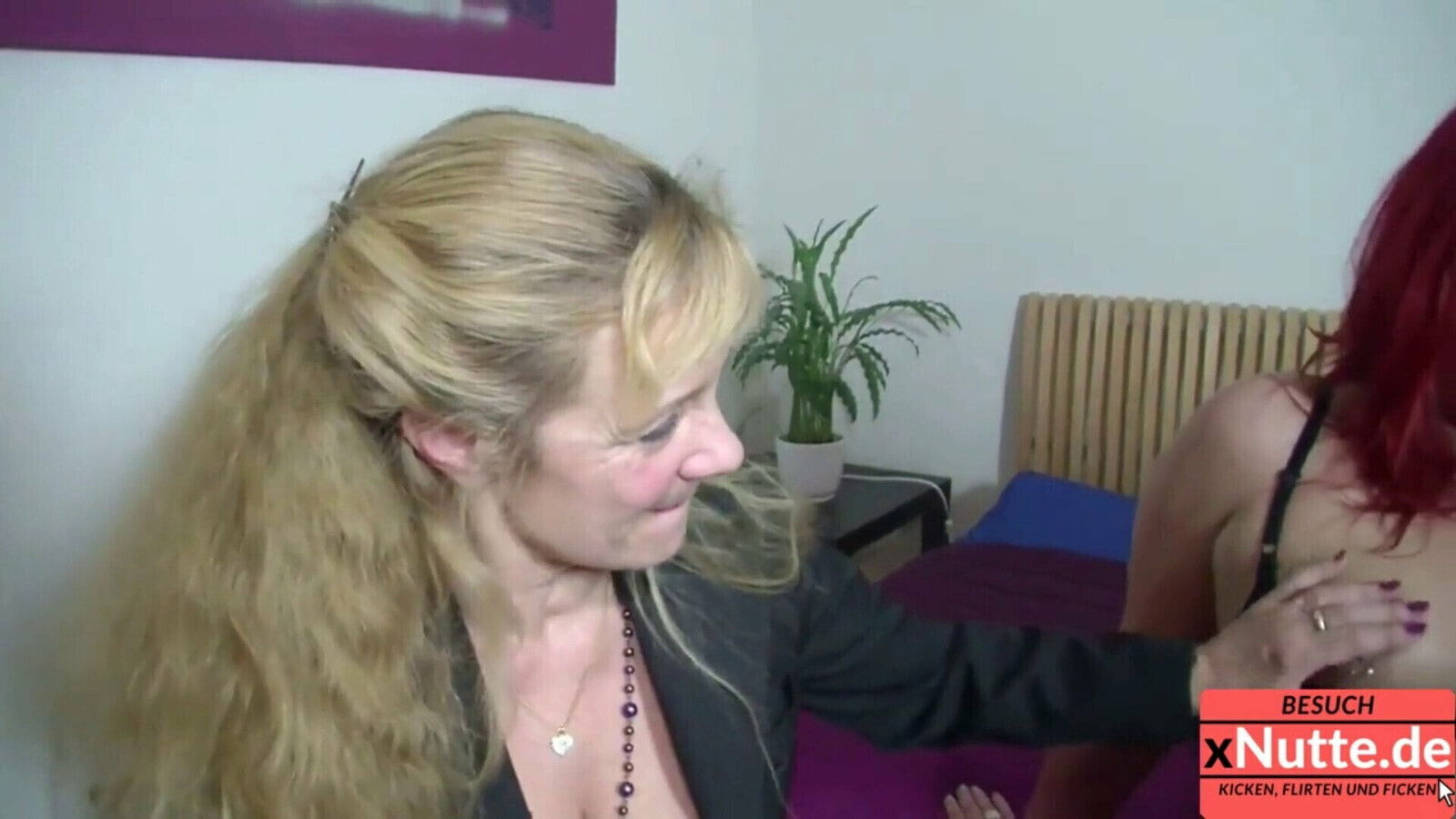 Amateur Deutsche Dreier zwei Milfis