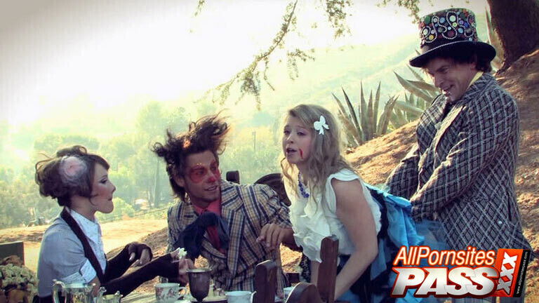 Alice Wonderland Roleplay With Katie Ives