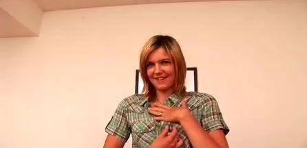 Charlotte Pelucci is fisted very hard