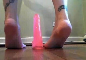kinky woman fooot fetish suck dildo