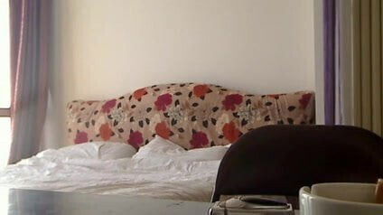 What doing? chinese barely touches