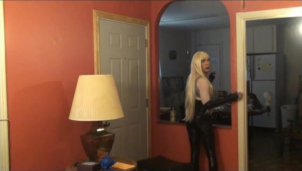 Gloves With The Tiffany Holder