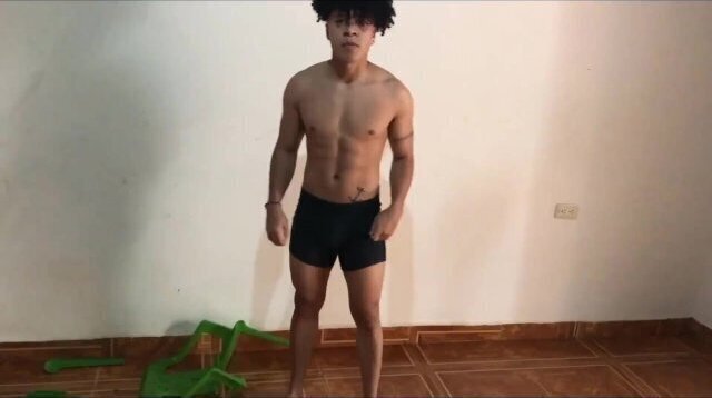 Rompiendo juguetes pequeños Parte