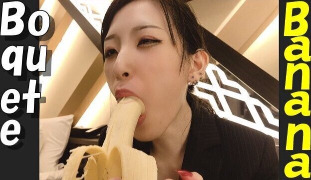 Sub-cama Português preservativo nesta banana pela minha boca♥ boquete punheta japonesa