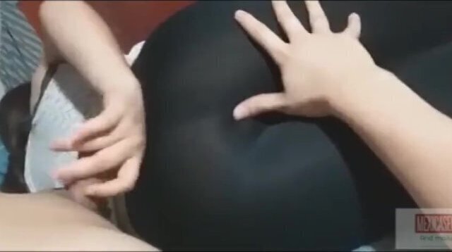 CON LA MADRE DE MI MEJOE AMIGO CUANDO HICIMOS PIJAMADA EN SU CASA