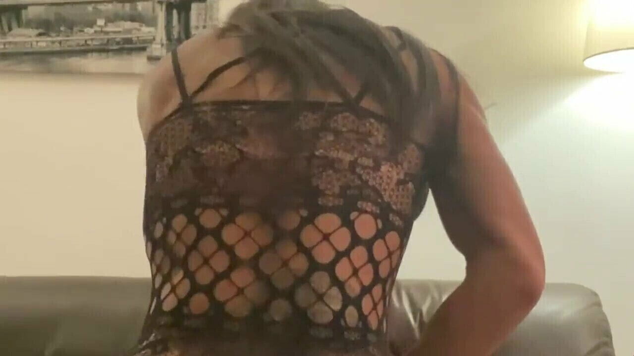 SHEMALE FUCKS Magaly