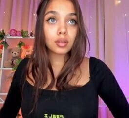 Annbarby getting freaky