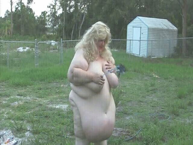 Massive SSBBW Sparlkers