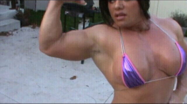 MUSCLE Backyard Workout Sexy Female Muscle