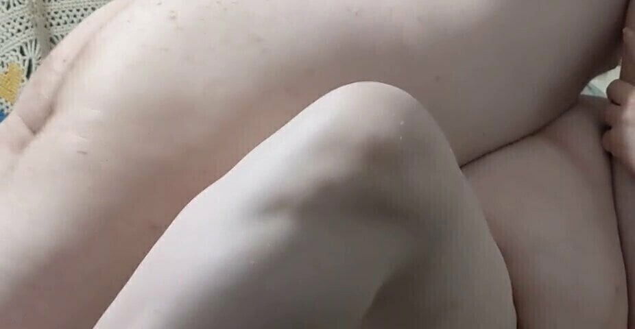 Fucking 46yo Cumming after eating