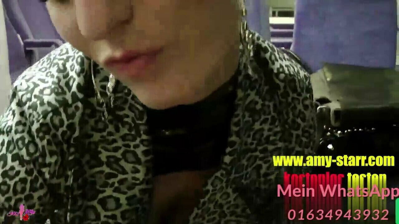 Amateurin Latexkleid Bahn