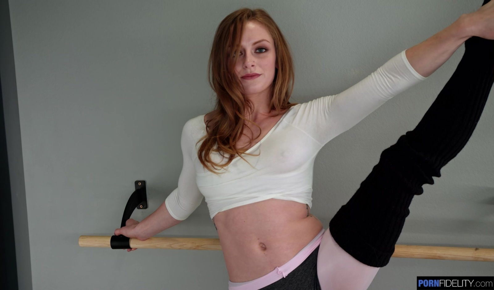 Tattooed ballerina gets roughly fucked chair Cora Moth