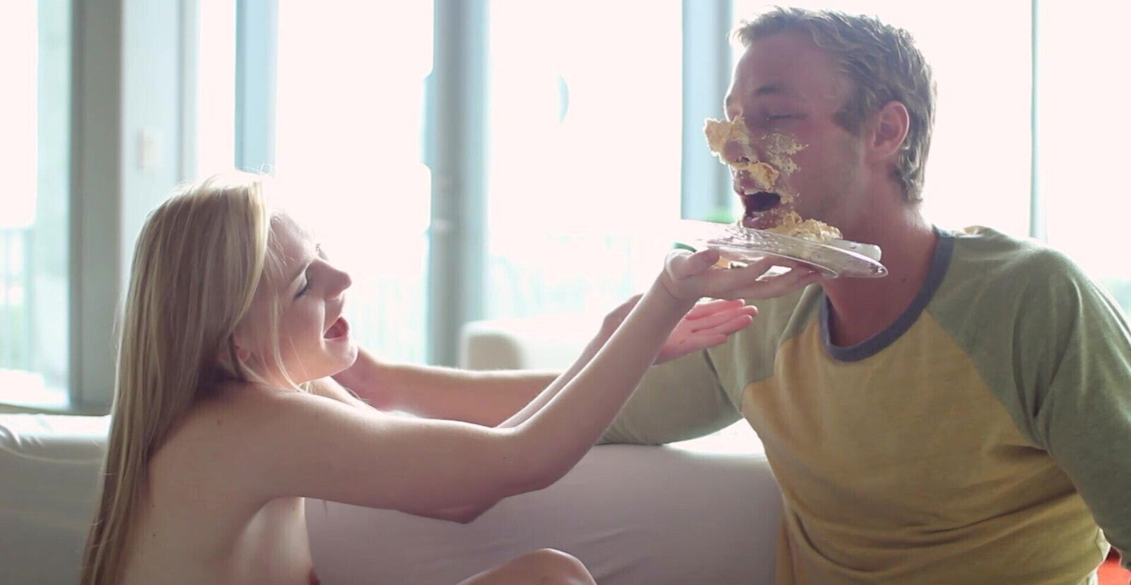 Slutty Cassidy Ryan playing with juicy pussy front