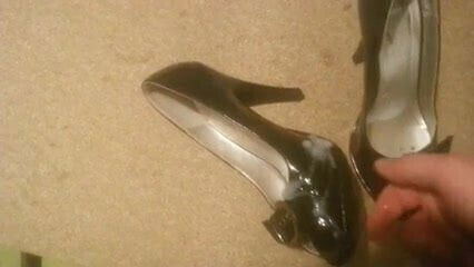 High Heels fuck and cum