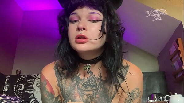 Puppygirl gets from clamps