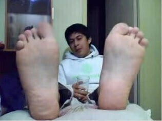 straight male feet chilean guys